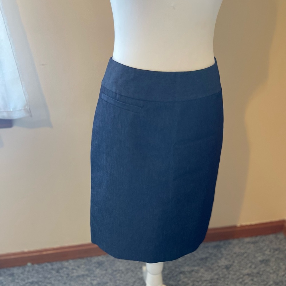 Elegant Navy Blue Women's Denim Skirt